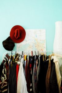 Kleiderschrank ausmisten 1x1 | Die 5 Regeln zum Aussortieren #capsule #wardrobe #ordnung