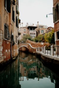 One day in Venice - A Photo Love Story with Bridges